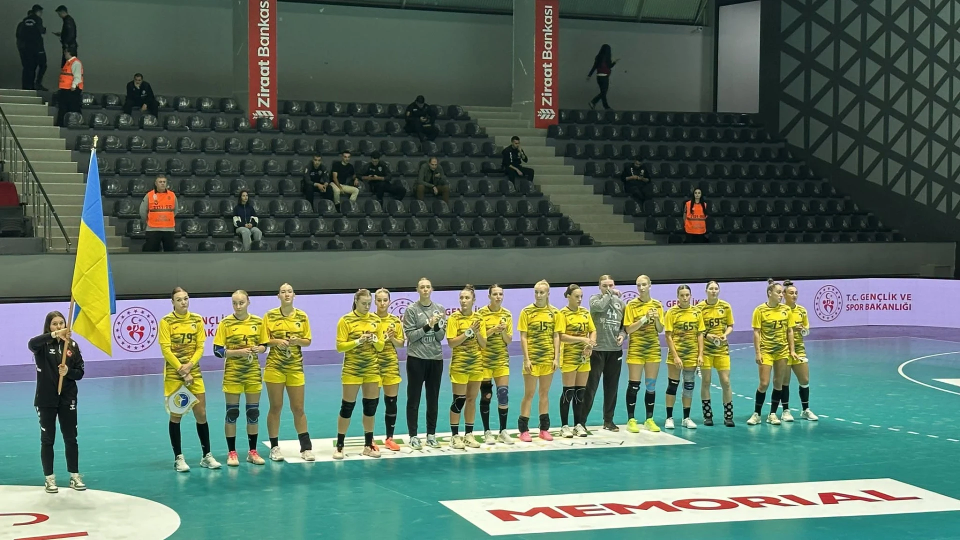В ФГУ ответили, почему женская сборная Украины провела товарищеский матч против Ирана