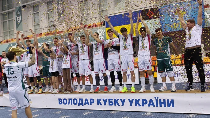 Епіцентр під обстрілами і за крок від зняття: як і чому чемпіон України відмовився їхати на матчі Суперліги