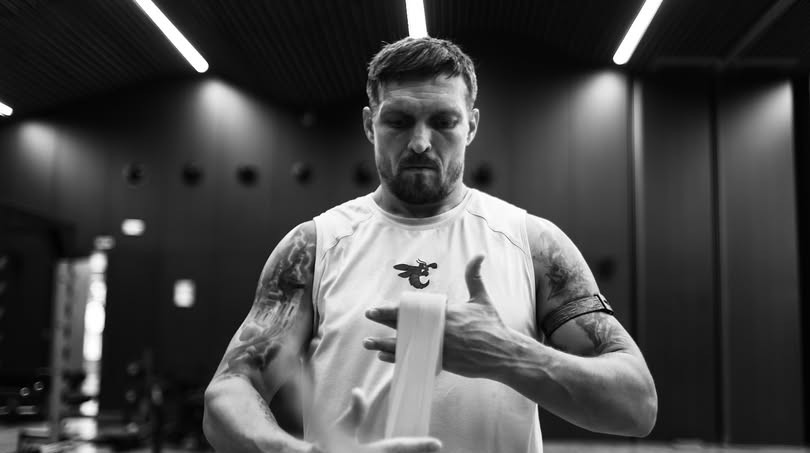 Украинский экс-чемпион мира: Дюбуа стал лучше, но Усик все равно победит