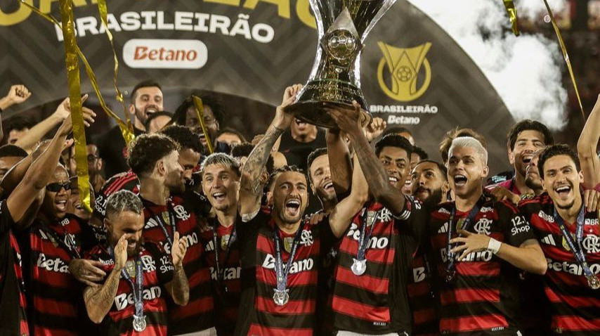 Фламенгу досрочно выиграл чемпионат Бразилии