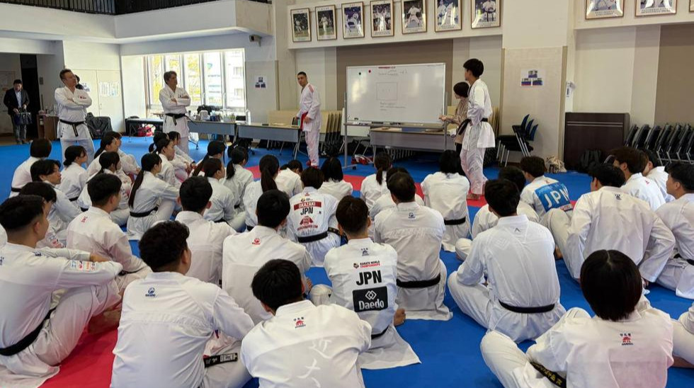 Капітан збірної України з карате став першим іноземцем в історії, який провів тренування для команди Японії