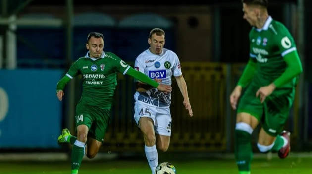 Букмекеры назвали фаворита матча Полесье – Оболонь