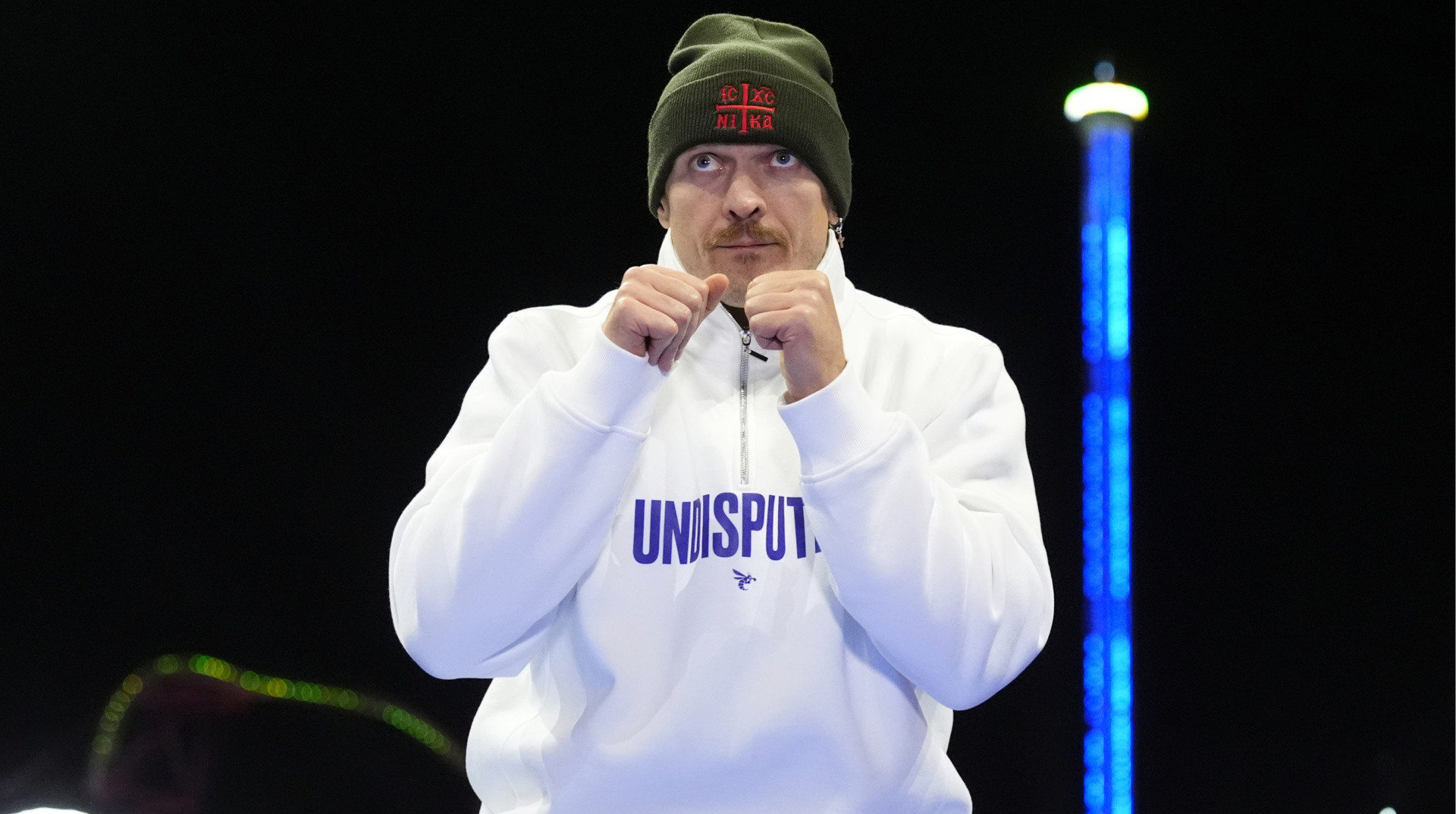 Следует изменить имя на Александр Ухилясик, – менеджер Уордли обвинил Усика