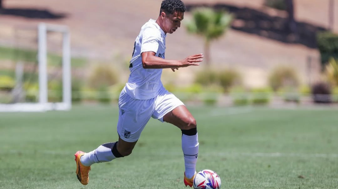 Захисник може покинути Ювентус через пів року після трансферу