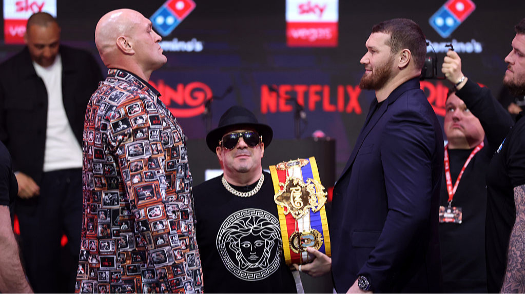 Вайт назвав єдиний шанс Махмудова у поєдинку з Ф'юрі