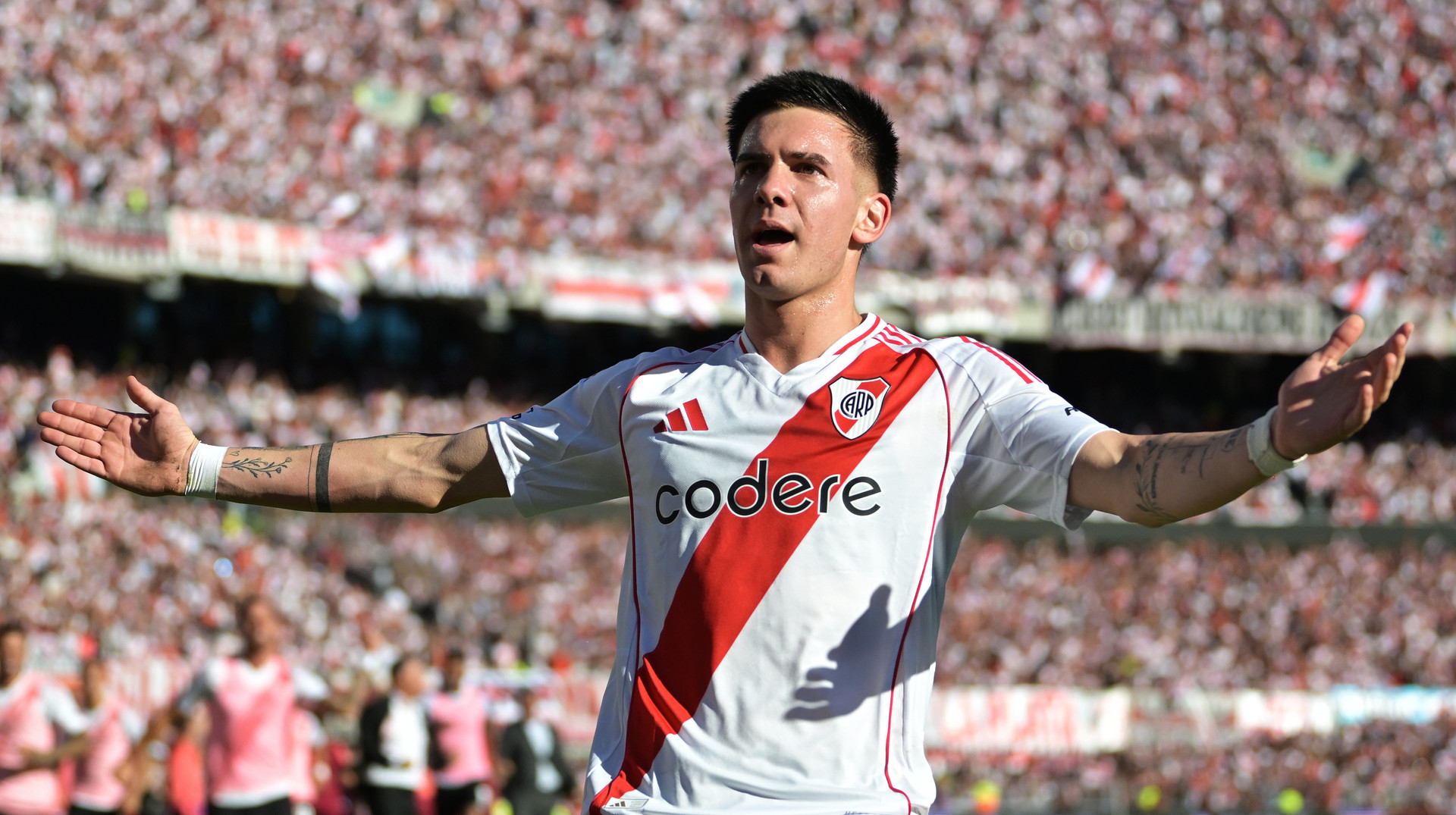 Ютубер, теннисист и фанат рок-музыки: вся правда о 60-миллионном вундеркинде из Аргентины, выбравшем Реал Мадрид