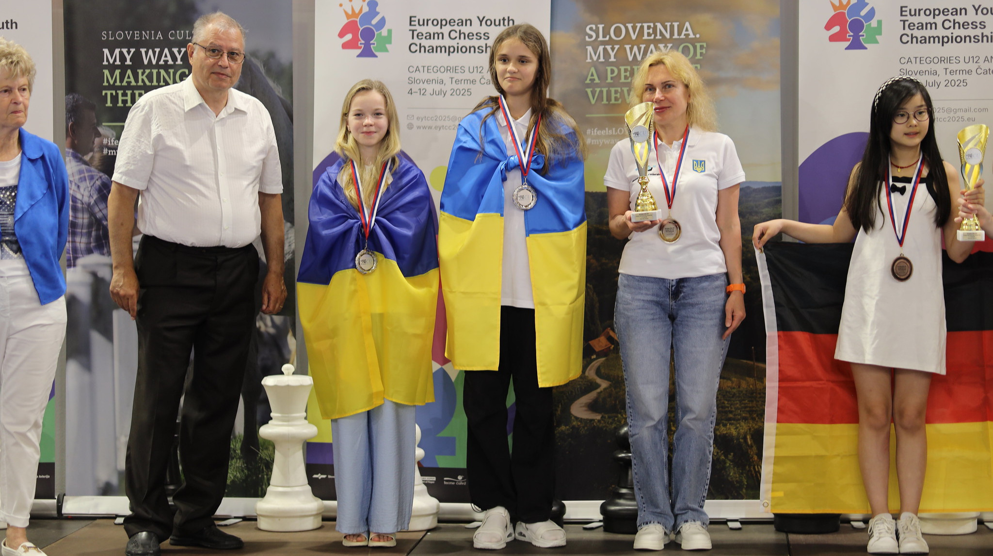 Украина завоевала две серебряные медали на командном чемпионате Европы по шахматам среди юниоров