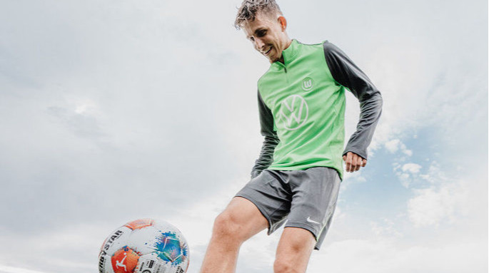 Вольфсбург арендовал датского полузащитника Наполи