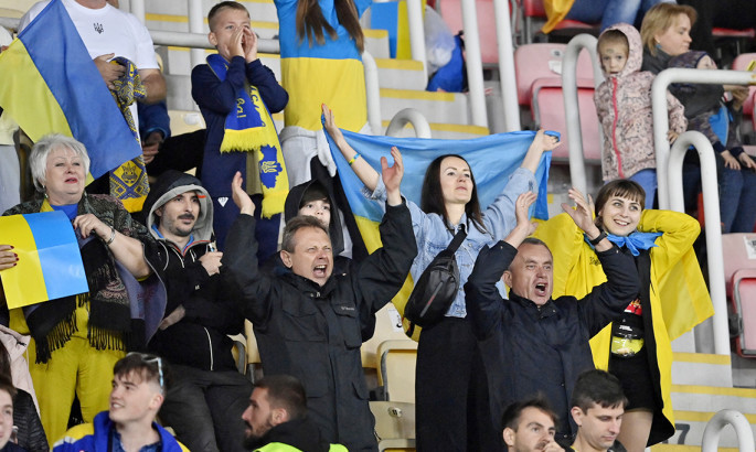 Підтримаємо збірну України в матчі з Італією!