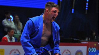 Знищує росіян, танцює гопак і став легендою: історія шестиразового чемпіона світу Влада Руднєва