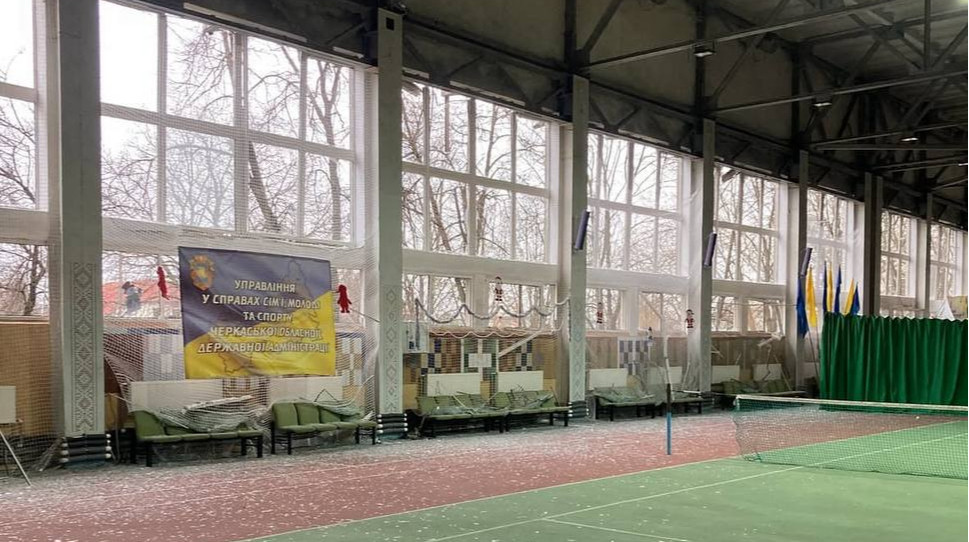 Російські військові обстріляли єдиний в Черкаській області легкоатлетичний манеж