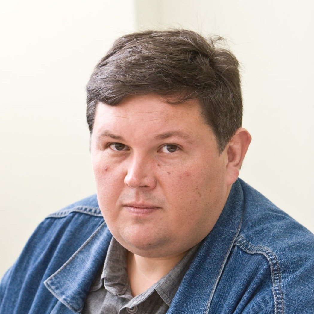 Олег Востряков