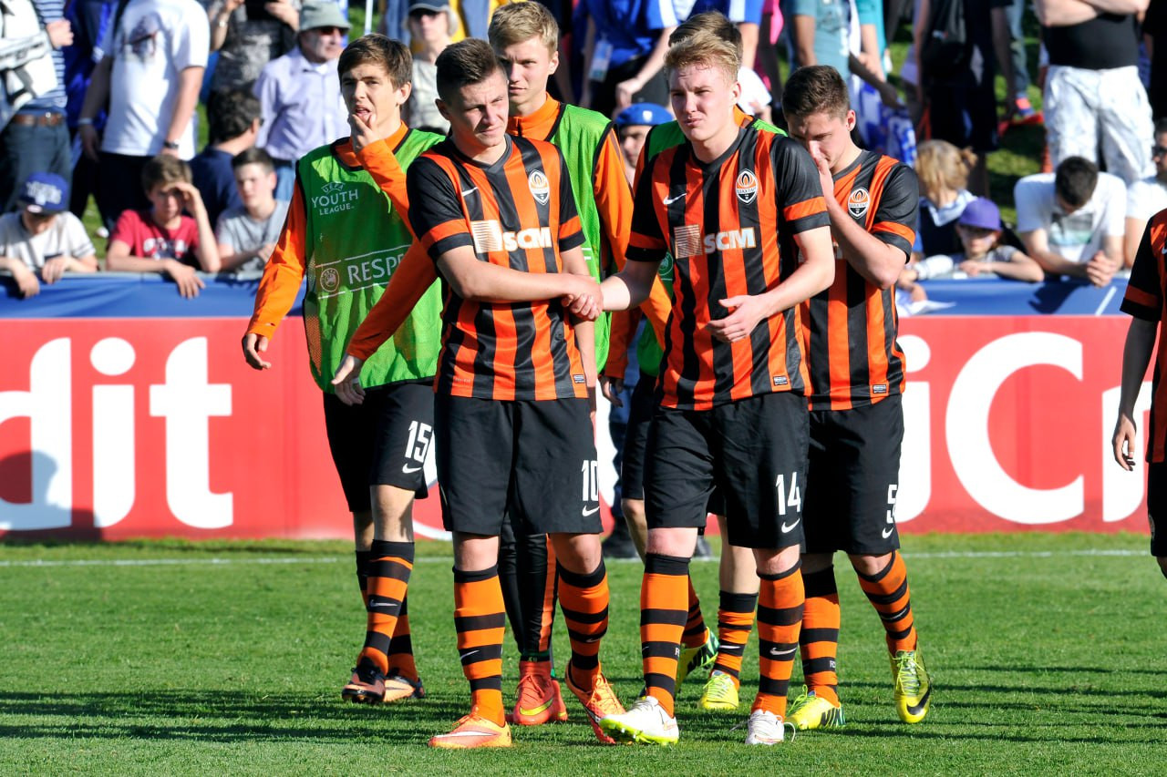 На переднем плане: Виктор Коваленко (справа) и Александр Зубков