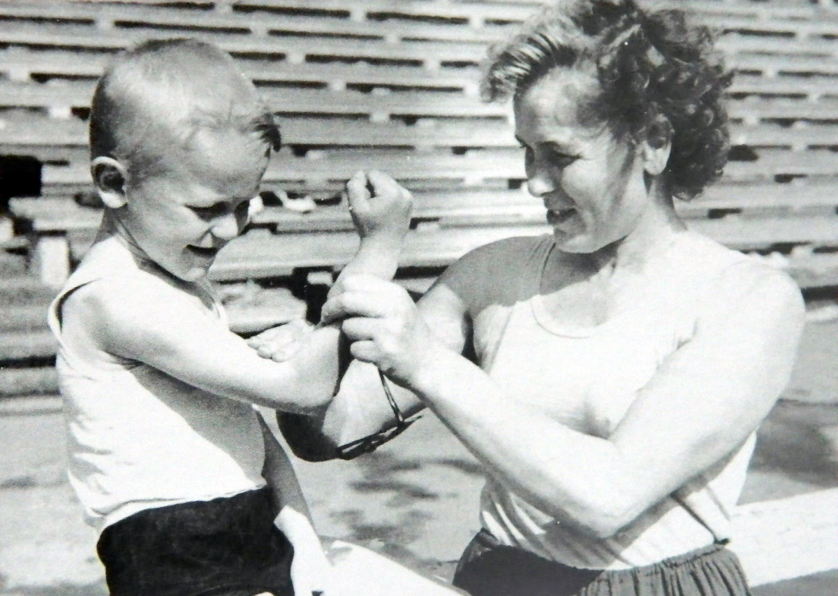 4-летний Блохин с мамой Екатериной Адаменко