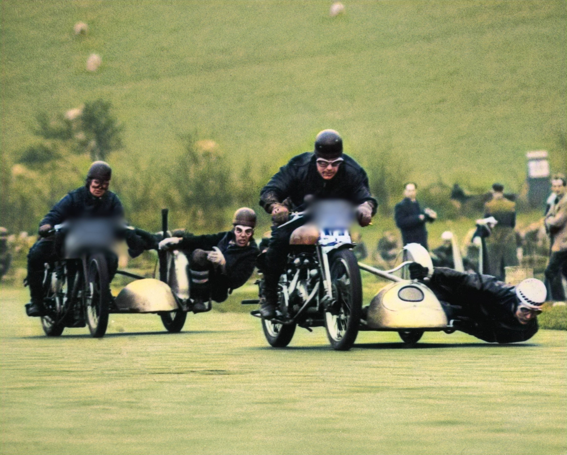 Гонки на мотоциклах с колясками, конец 40-х годов