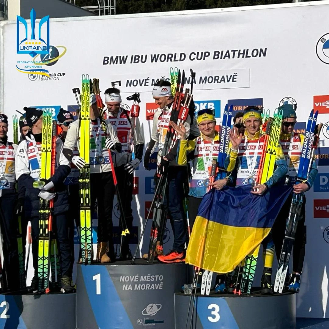 https://static.champion.com.ua/champion/system/MediaPhoto/photo/0/b/198326/0b2323db7fc5210f57ce81329ee31fac1741531858.jpg?w=1210&q=90&f=webp