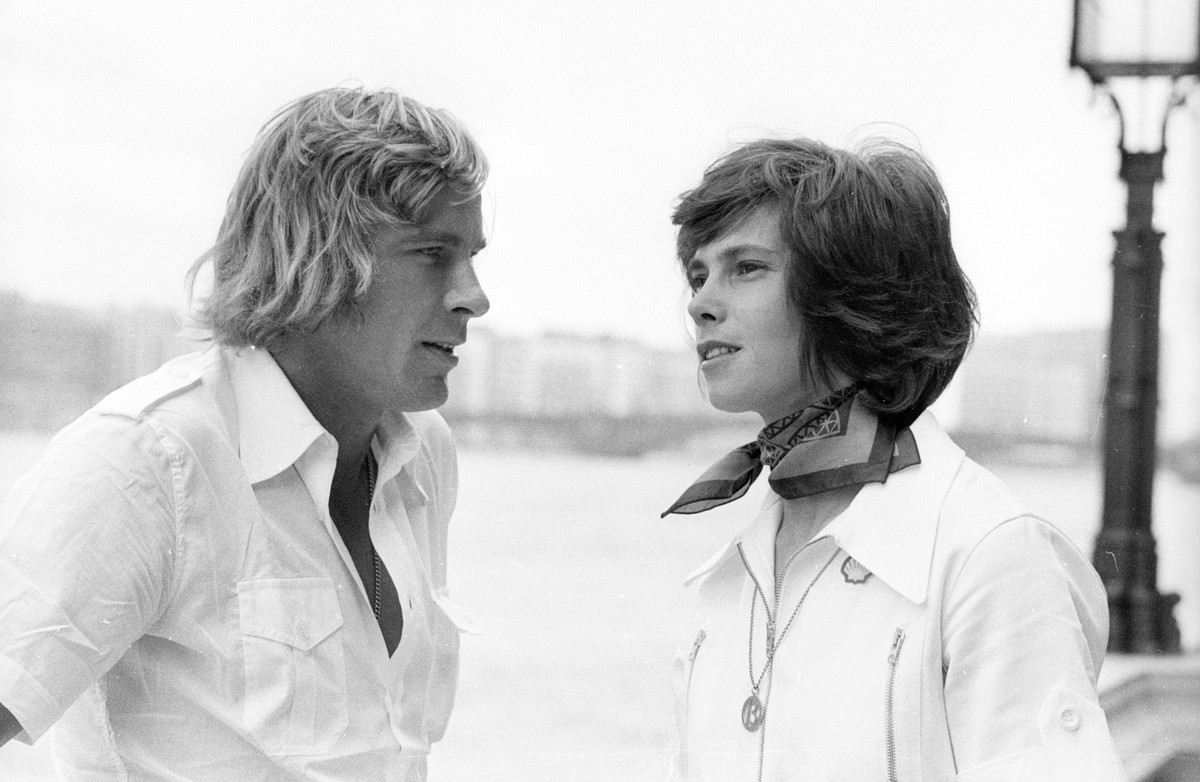 Джеймс Гант та Дівіна Галіца