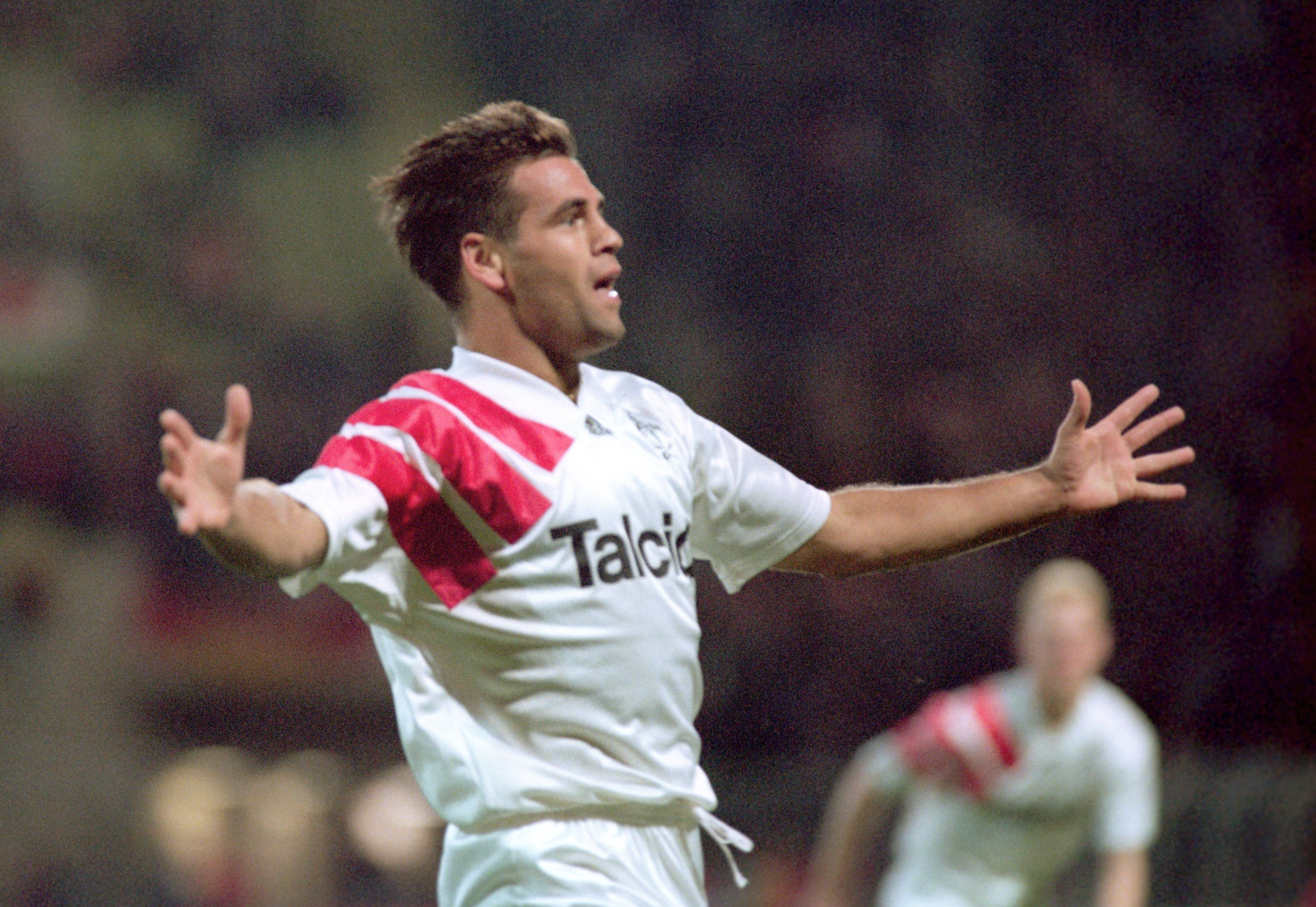 Щойно Ульф Кірстен відзначився у воротах ПСВ в матчі Кубку УЄФА-1994/94