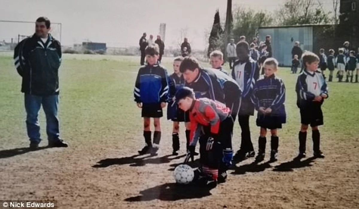 Лукаку в Рупель Бом, dailymail.co.uk