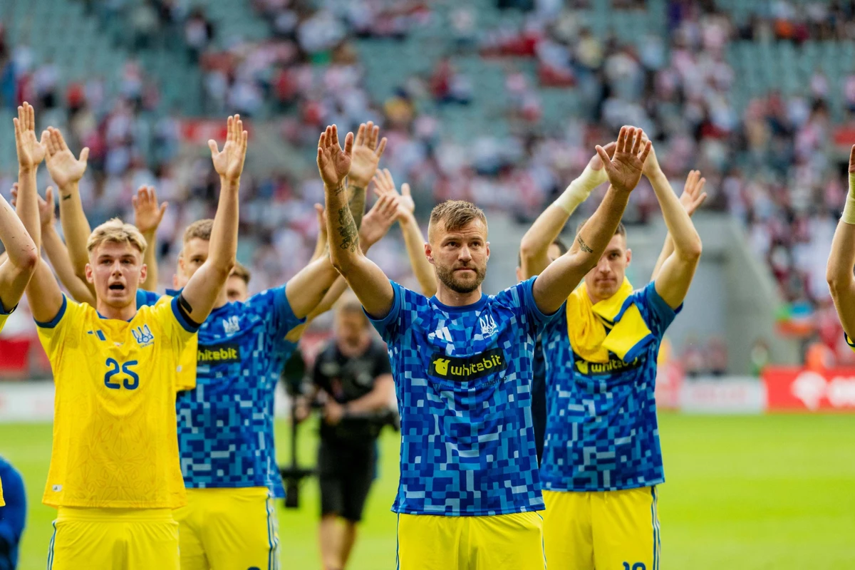Збірна України з футболу