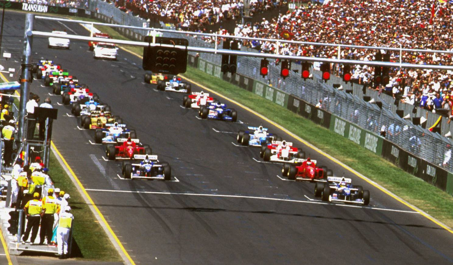 Жак Вильнёв на поуле Гран-при Австралии 1996