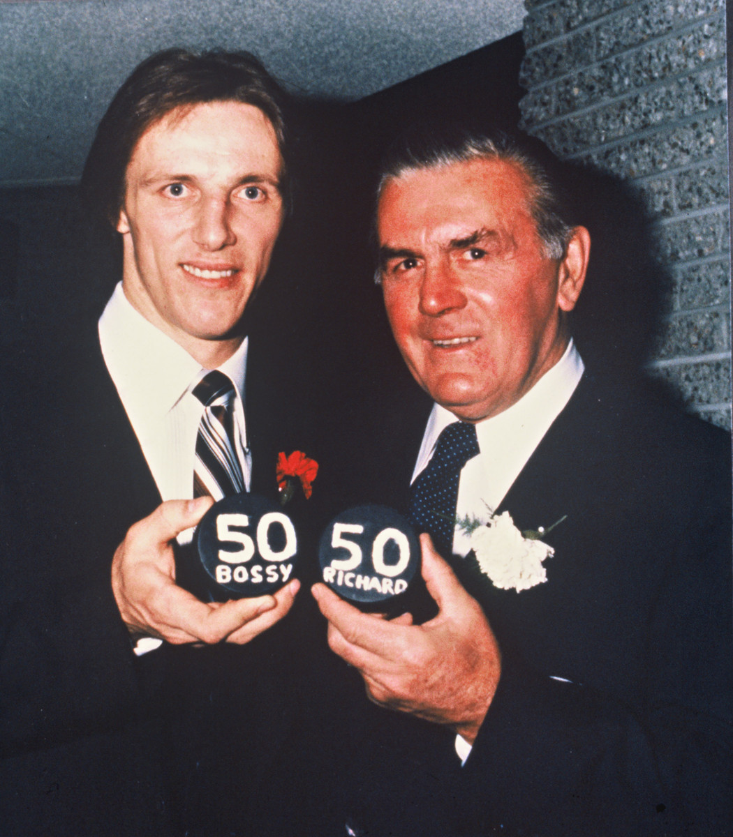 Майк Боссі та Моріс Рішар, на честь якого названо приз найкращому снайперу сезону в регулярному чемпіонаті НХЛ