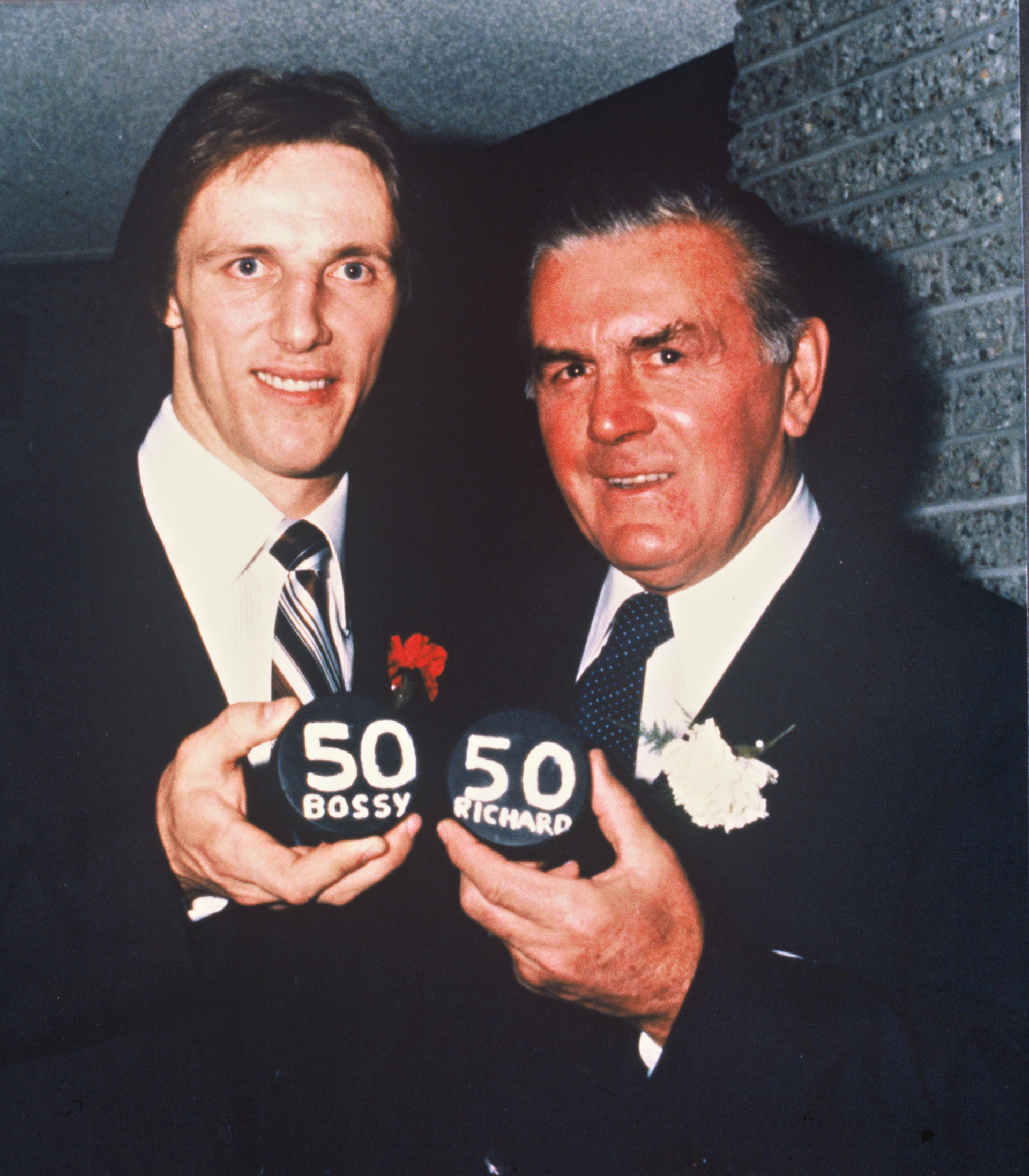 Майк Босси и Морис Ришар, в честь которого назван приз лучшему снайперу сезона в регулярном чемпионате НХЛ