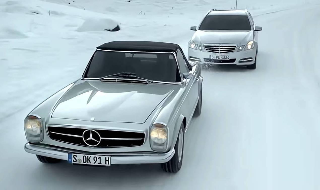 Міхаель Шумахер і Міка Хаккінен їдуть засніженою дорогою