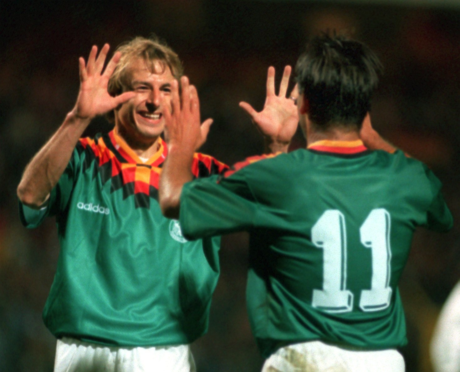 Ульф Кірстен (11) та Юрген Клінсманн. Нічеччина – Грузія, 1995