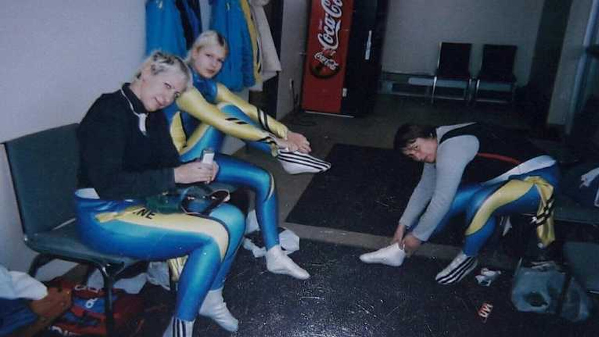 Наталья Якушенко (слева)