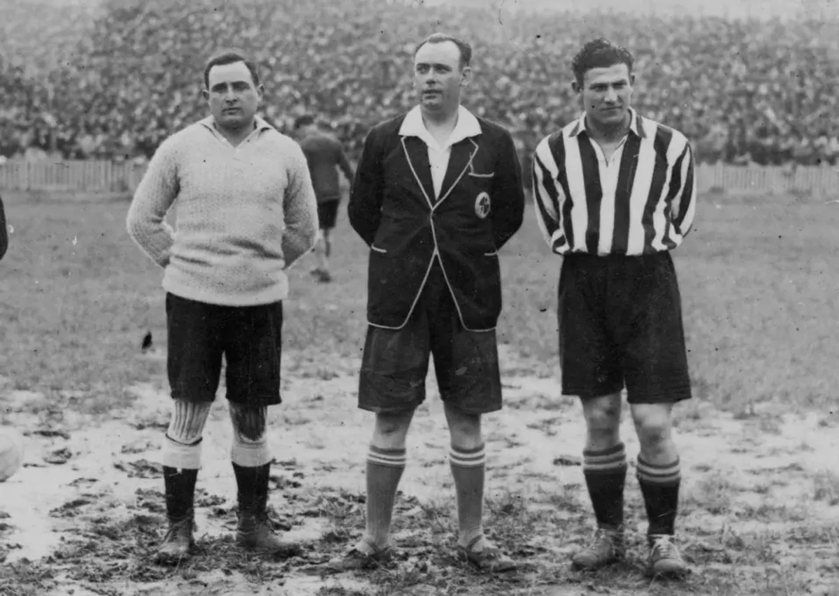 Антоніо Емері (ліворуч) двічі виграв Кубок Іспанії у 1924 та 1927 роках, thesun.ie