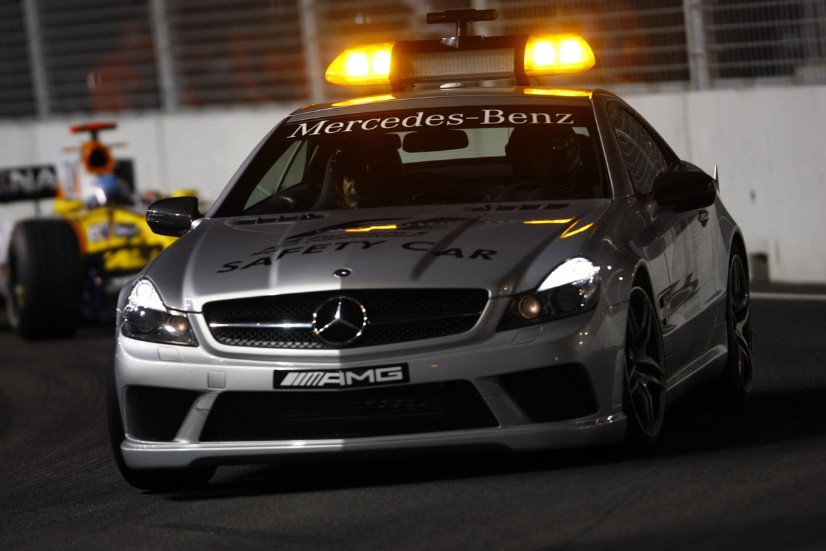 Машина безпеки на Гран-прі Сінгапуру 2008