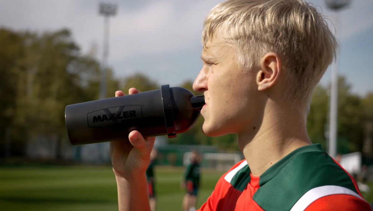 MAXLER спонсорує ФК Локомотив