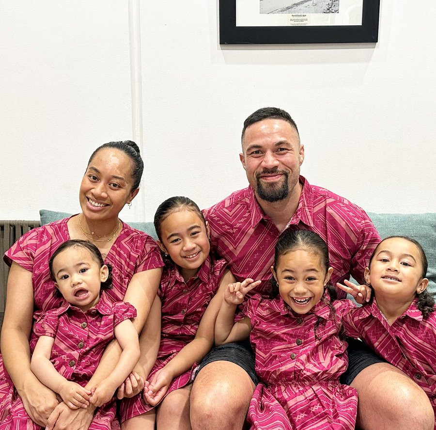 Джозеф Паркер і сім'я. 2022 рік.