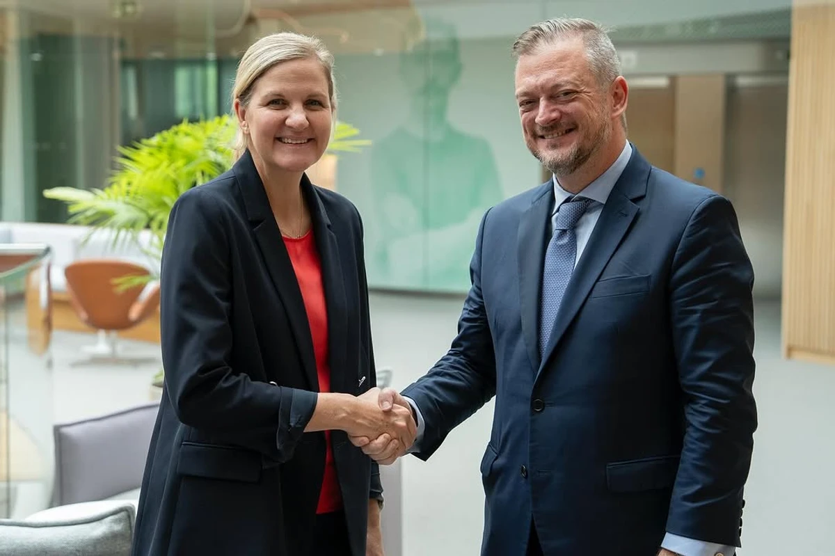 Ендрю Парсонс (президент МПК) та Кірсті Ковентрі (президентка МОК)