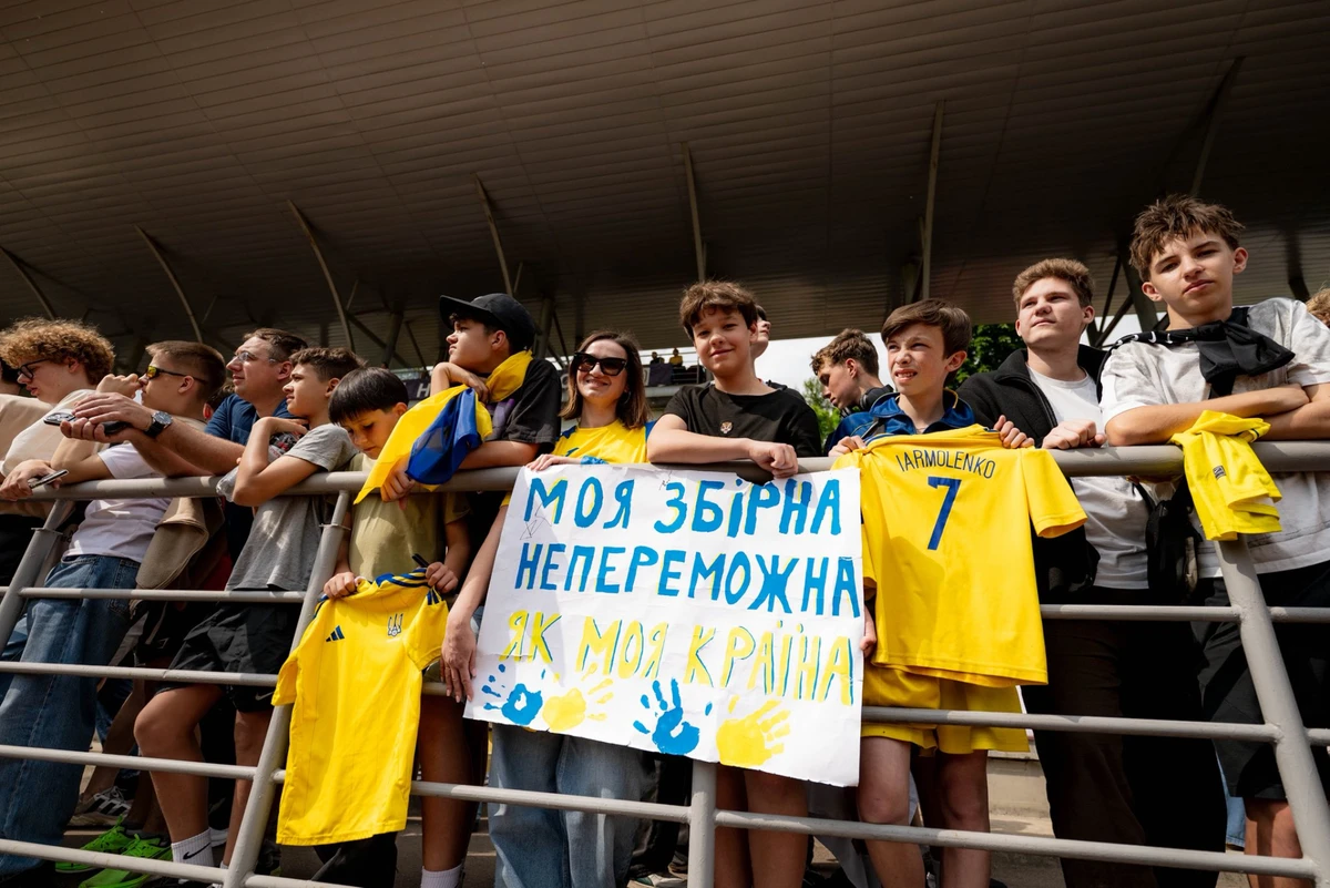 Открытая тренировка сборной Украины во Львове