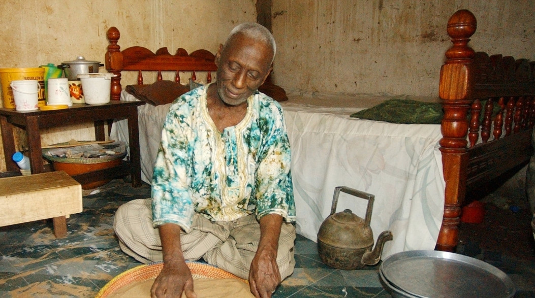 Нгой Лінгель Мбай, офіційний марабут збірної Сенегалу на ЧС-2002, lequipe.fr