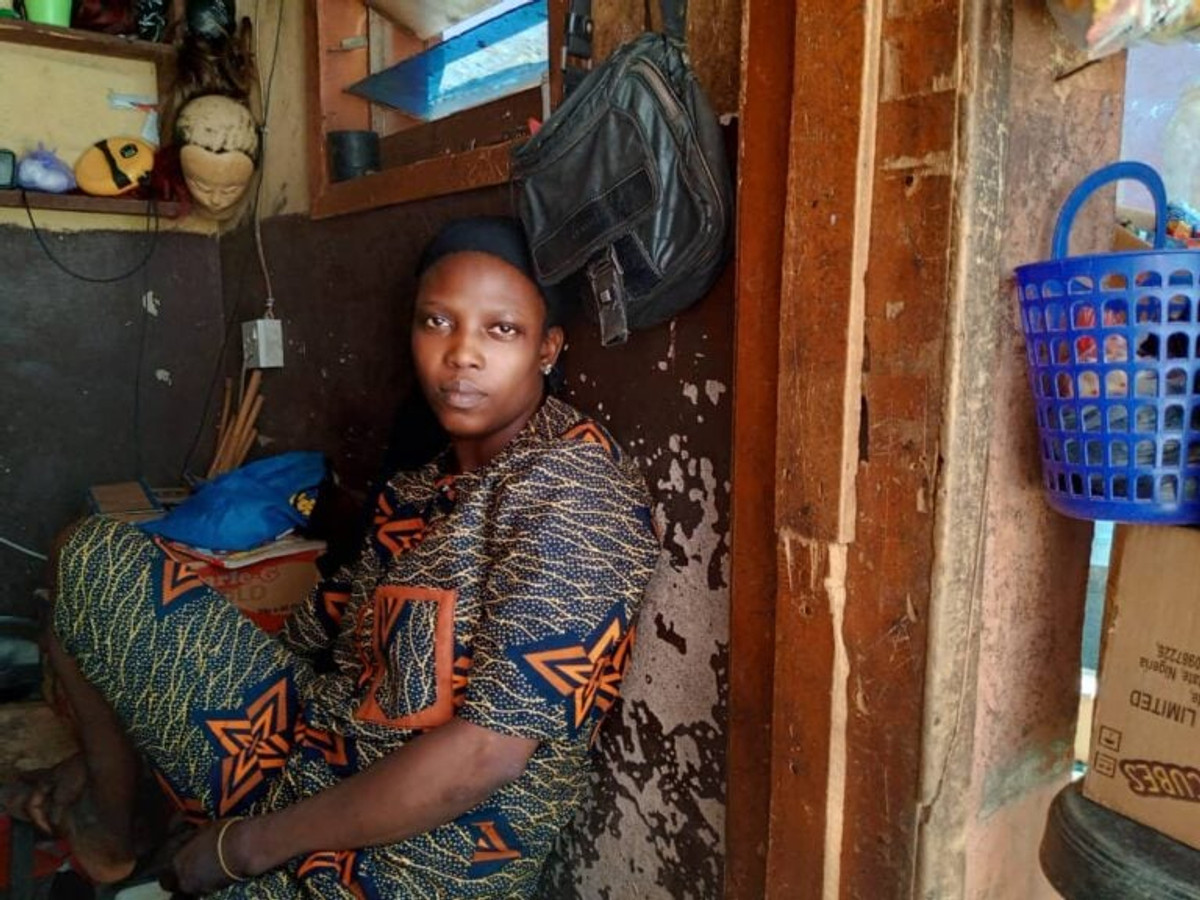 Рісікат Белло досі мешкає в Олусосуні, thecable.ng