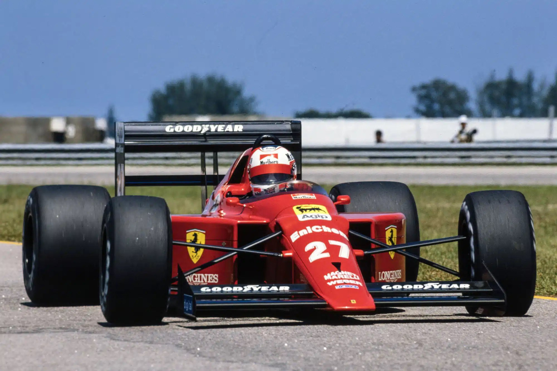 Найджел Менселл за кермом Феррарі в 1989 році