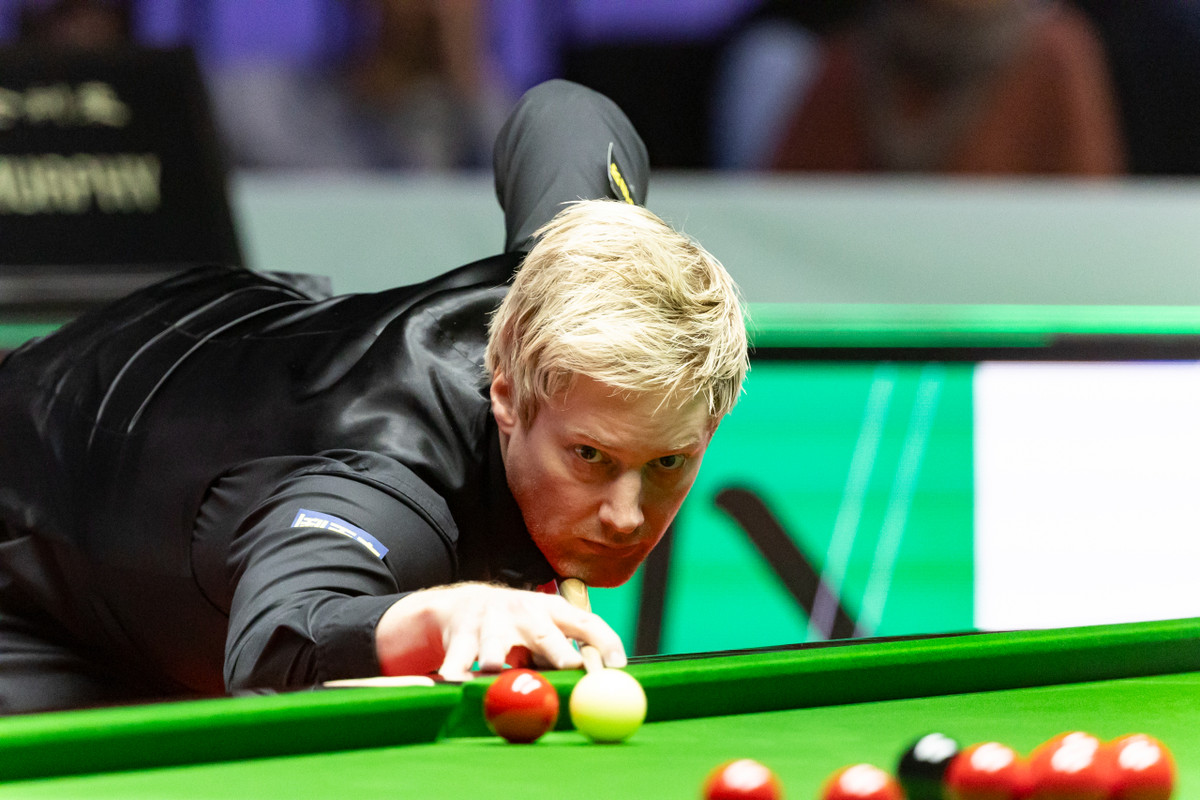 Нил Робертсон