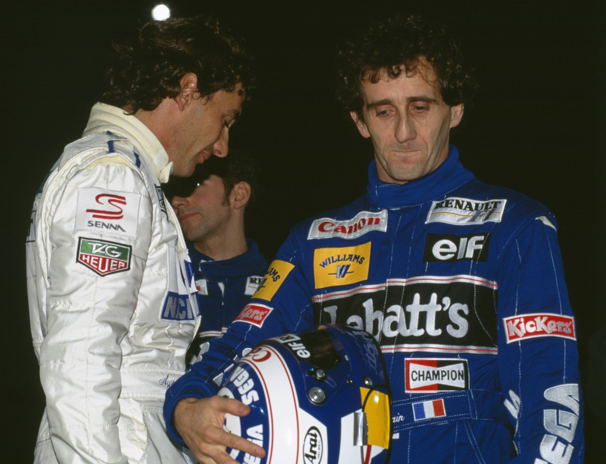 Айртон Сенна и Ален Прост в 1993 году. А также, по фону - Деймон Хилл