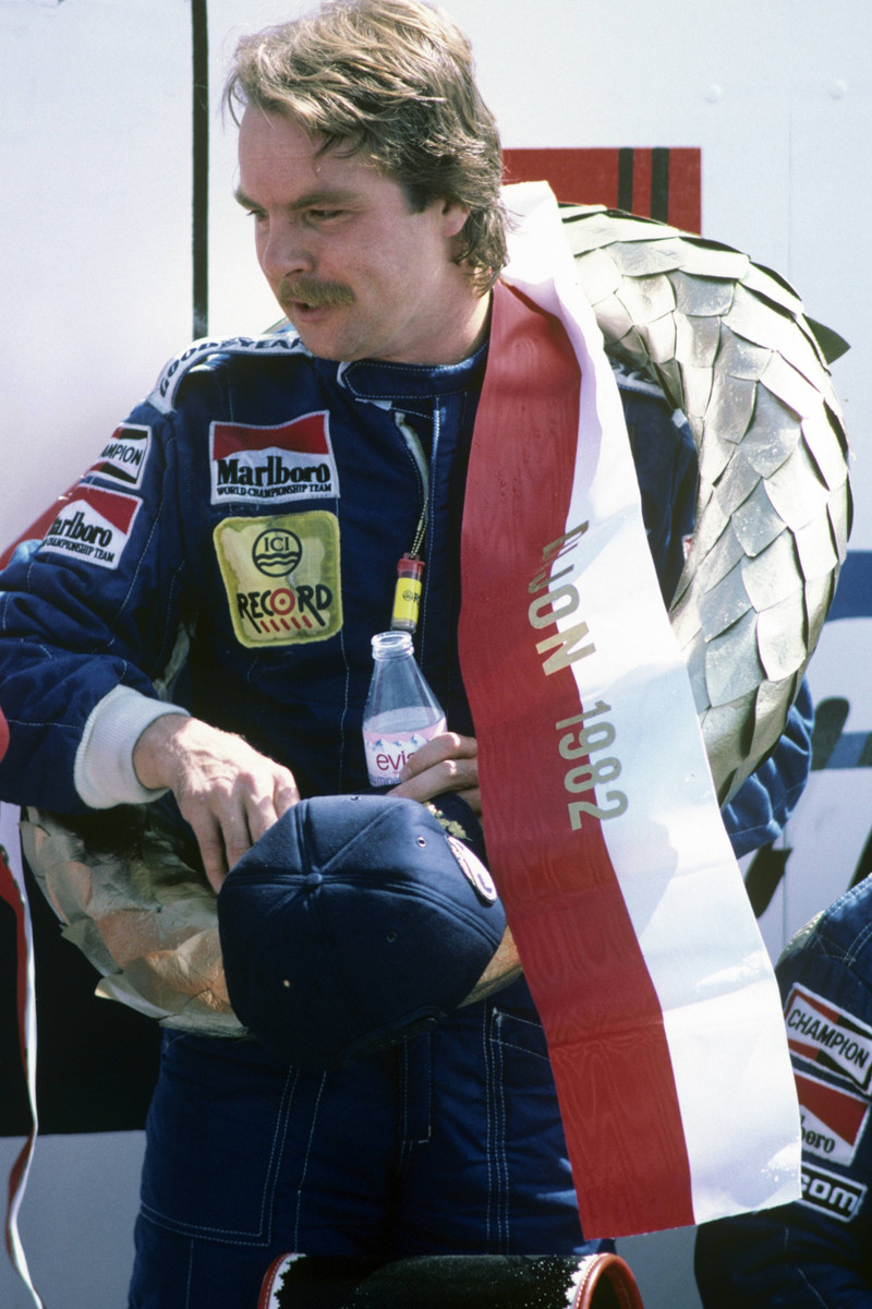 Кеке Росберг після перемоги на Гран-прі Швейцарії 1982 року