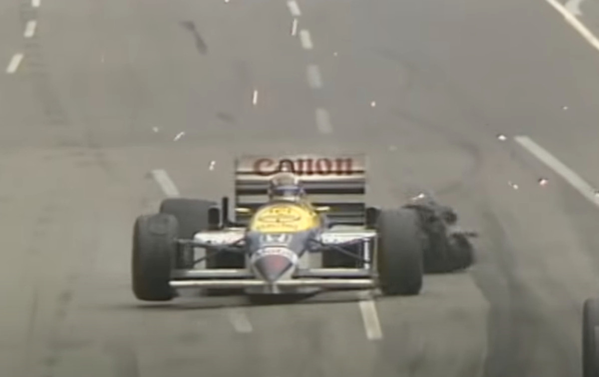 Найджел Мэнселл теряет титул из-за прокола колеса