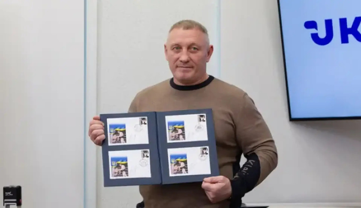 Ігор Вовчанчин під час презентації іменної марки