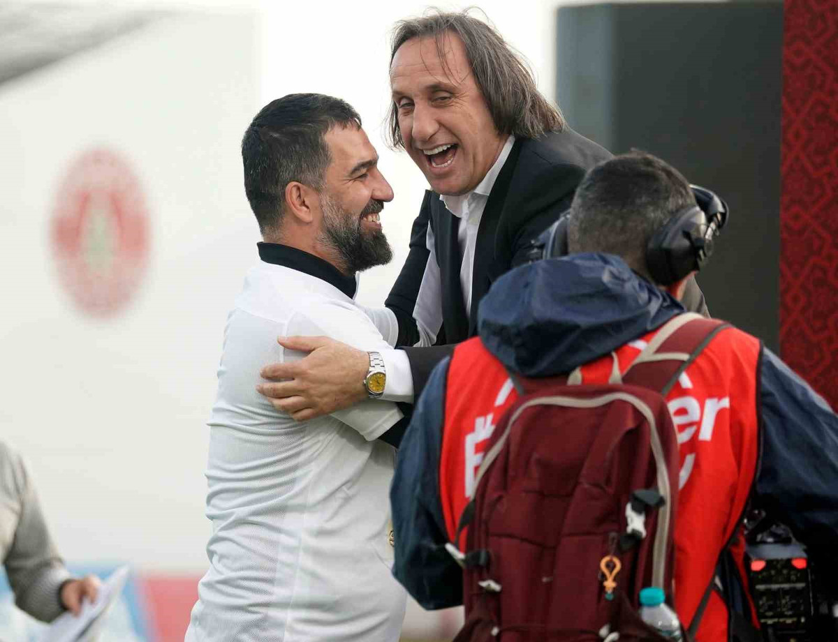 Арда Туран та Мурат Озкай