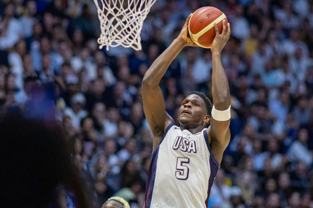 Ентоні Едвардс