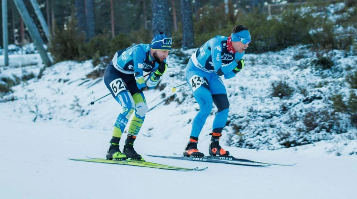 Сергій Романюк (ліворуч)