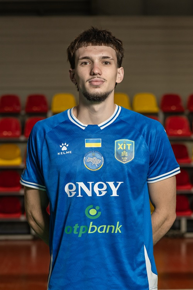 Владислав Первеев