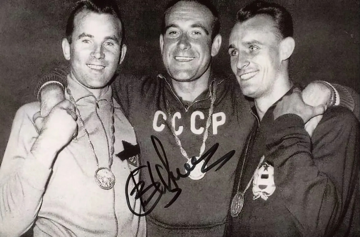 Віктор Цибуленко (у центрі) – Олімпійський чемпіон Рима-1962