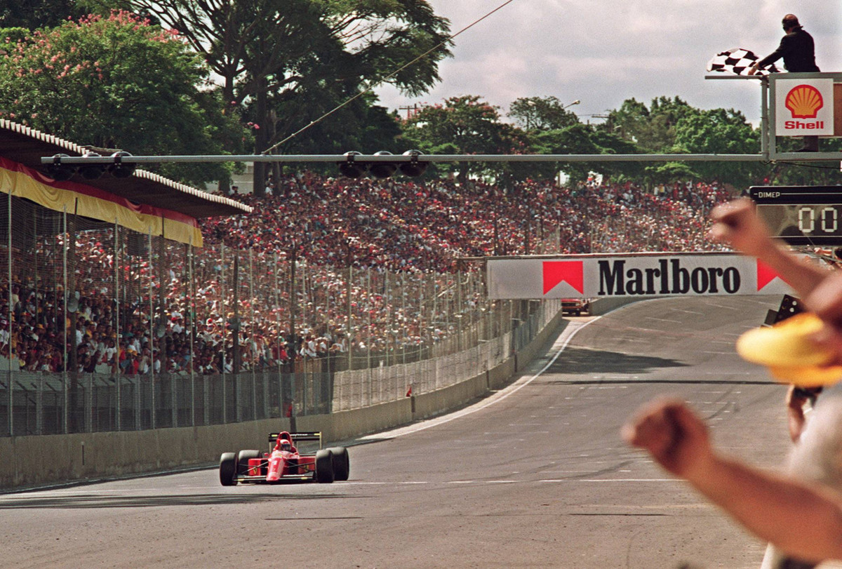 Ален Прост побеждает на Гран-при Бразилии 1990